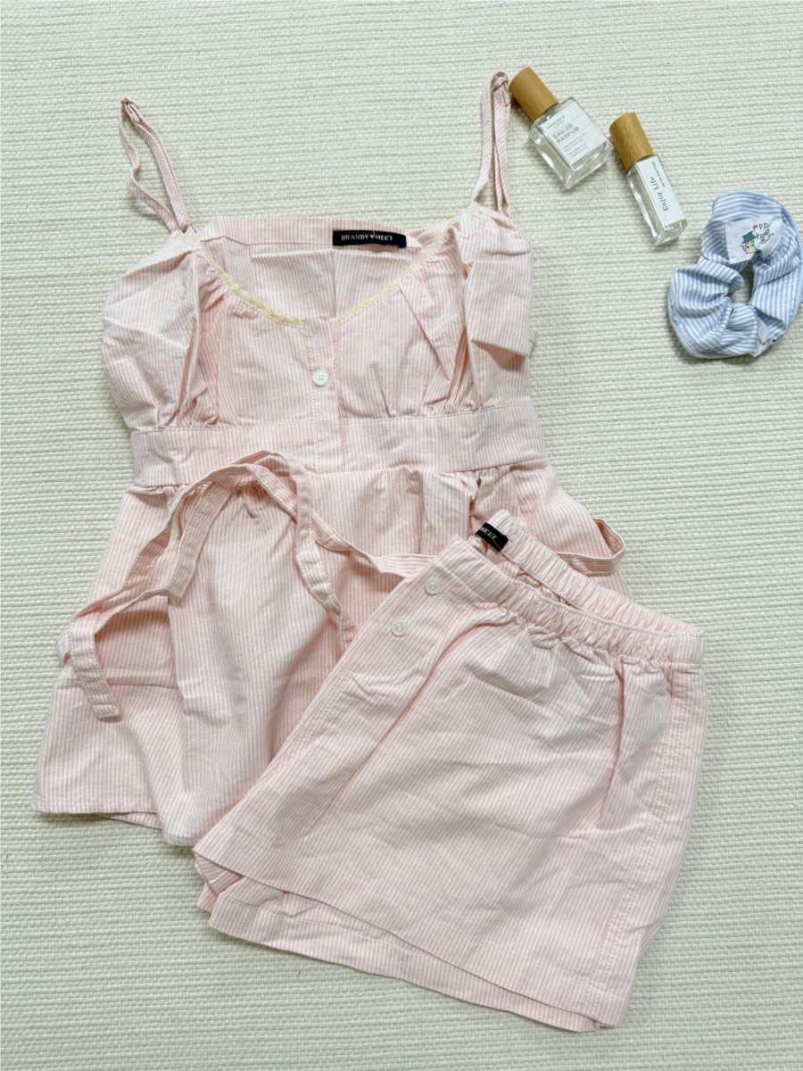 Elastic Lace Trim - ピンクのストライプ柄レーストリムタンクトップショーツセットスーツ レディース 新作ボタンキャミソール+伸縮性ウエストショートパンツ 可愛いキュートなホームウェア2ピースセット Y2K