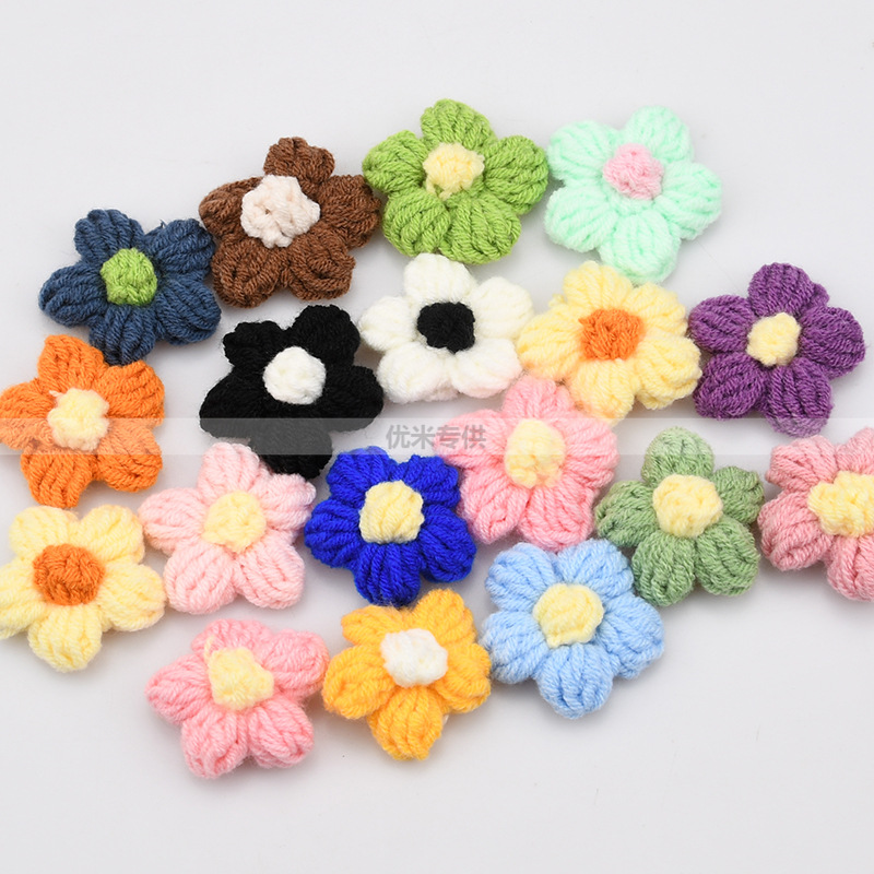 手作りのクロシェ五弁花アップリケ、ニットデイジー花柄パッチ、 - Craft Embellishment のレビューと価格
