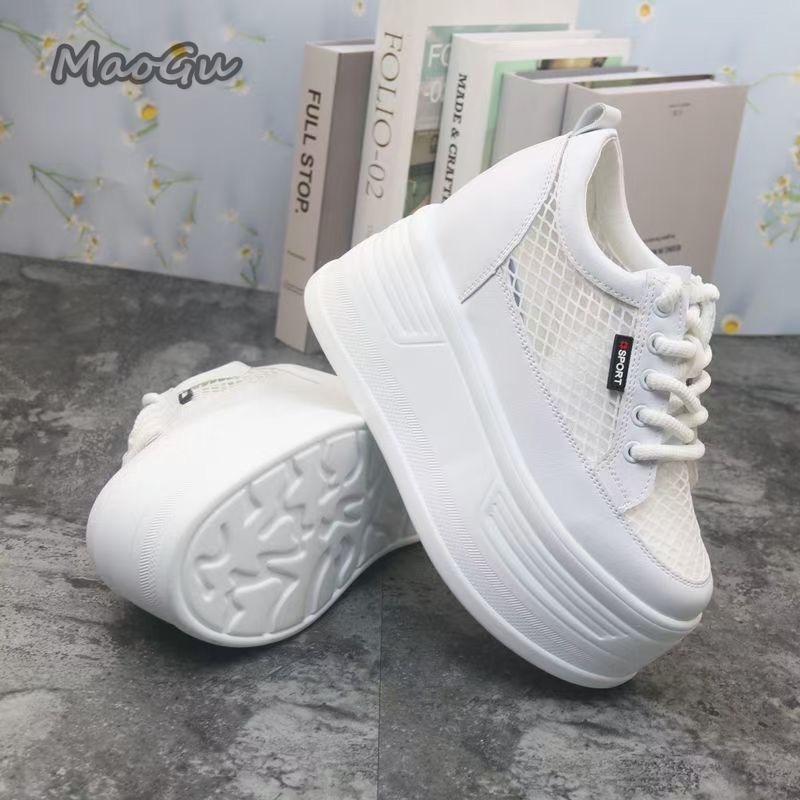 Tenis De Mujer レディース メッシュ プラット - Guipure Lace Panel のレビューと価格